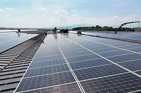 Impianti fotovoltaici su coperture in lamiera grecata - Idrocentro